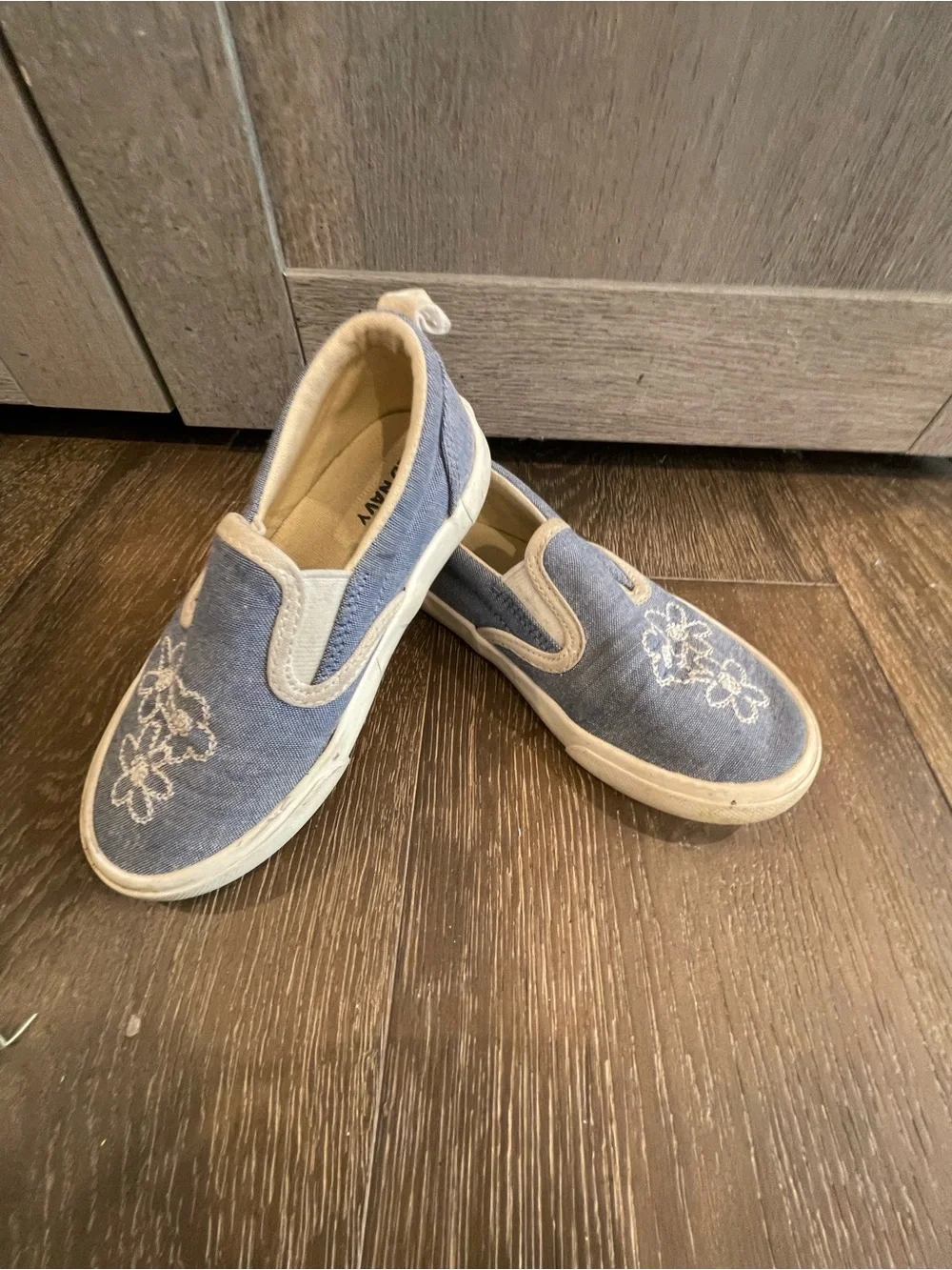 Old Navy Blue Slip-On Moccasins with White Floral Embroidery